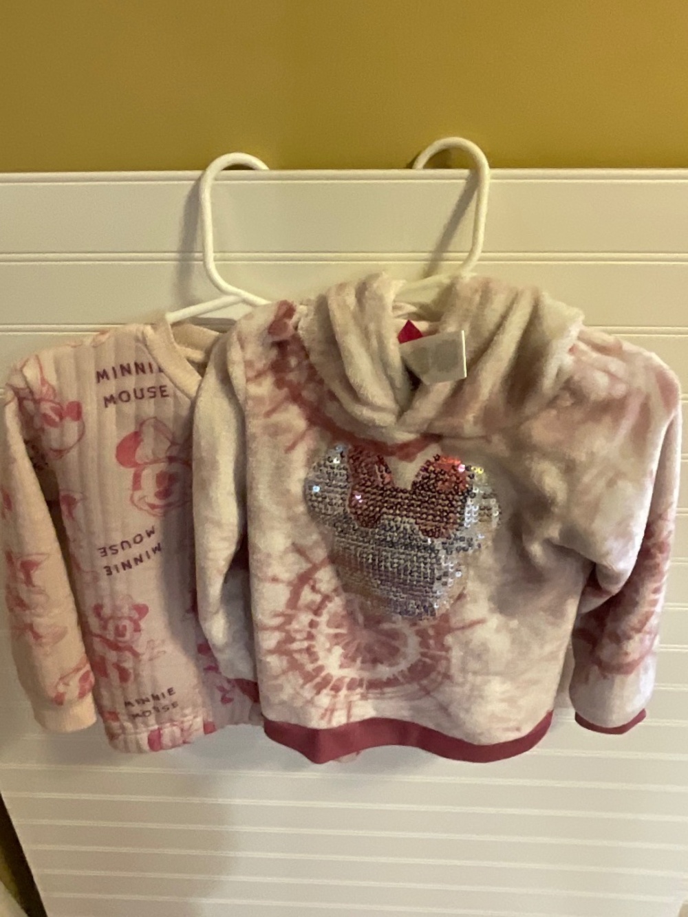 Disney Minnie Mouse Bundle Size: 4T & Plush Hoodie & Size:5 Quilted Sweatshirt